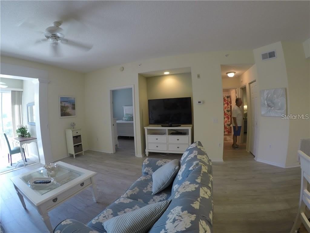 4270 CASTLEBRIDGE Lane – photo 5