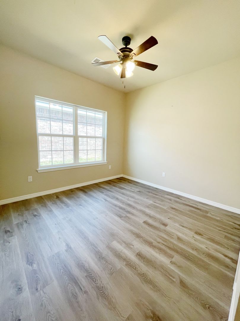 Beautiful 4 2 5 Home In Convenient Location – photo 4