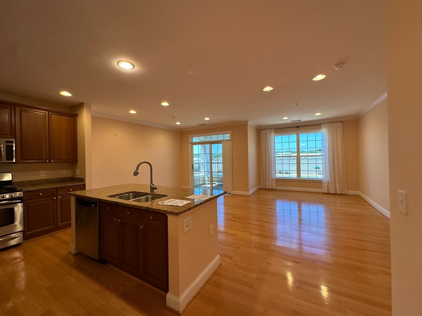 Glenwood Station Condo – photo 3