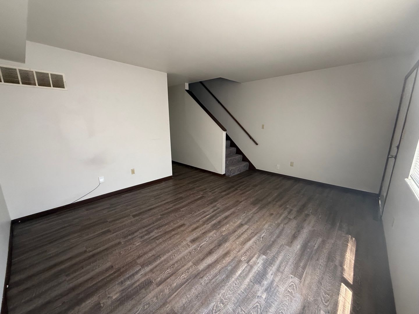 Beautiful Townhouse in Arnold! – photo 3