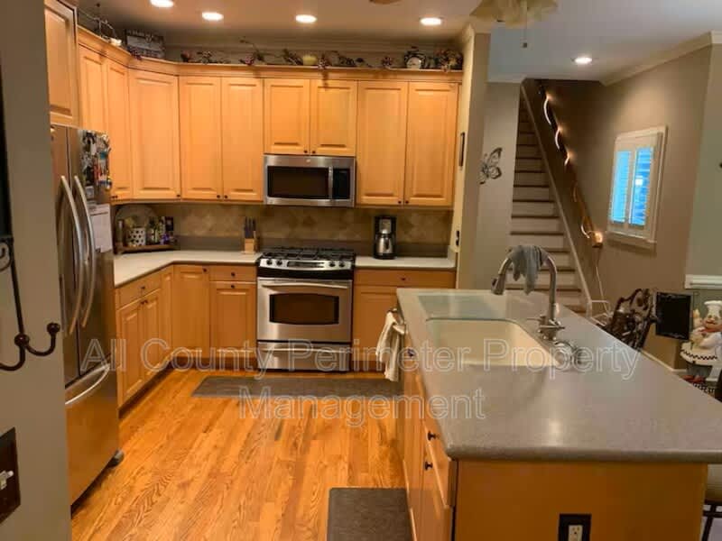 2345 Bray Court NE – photo 4