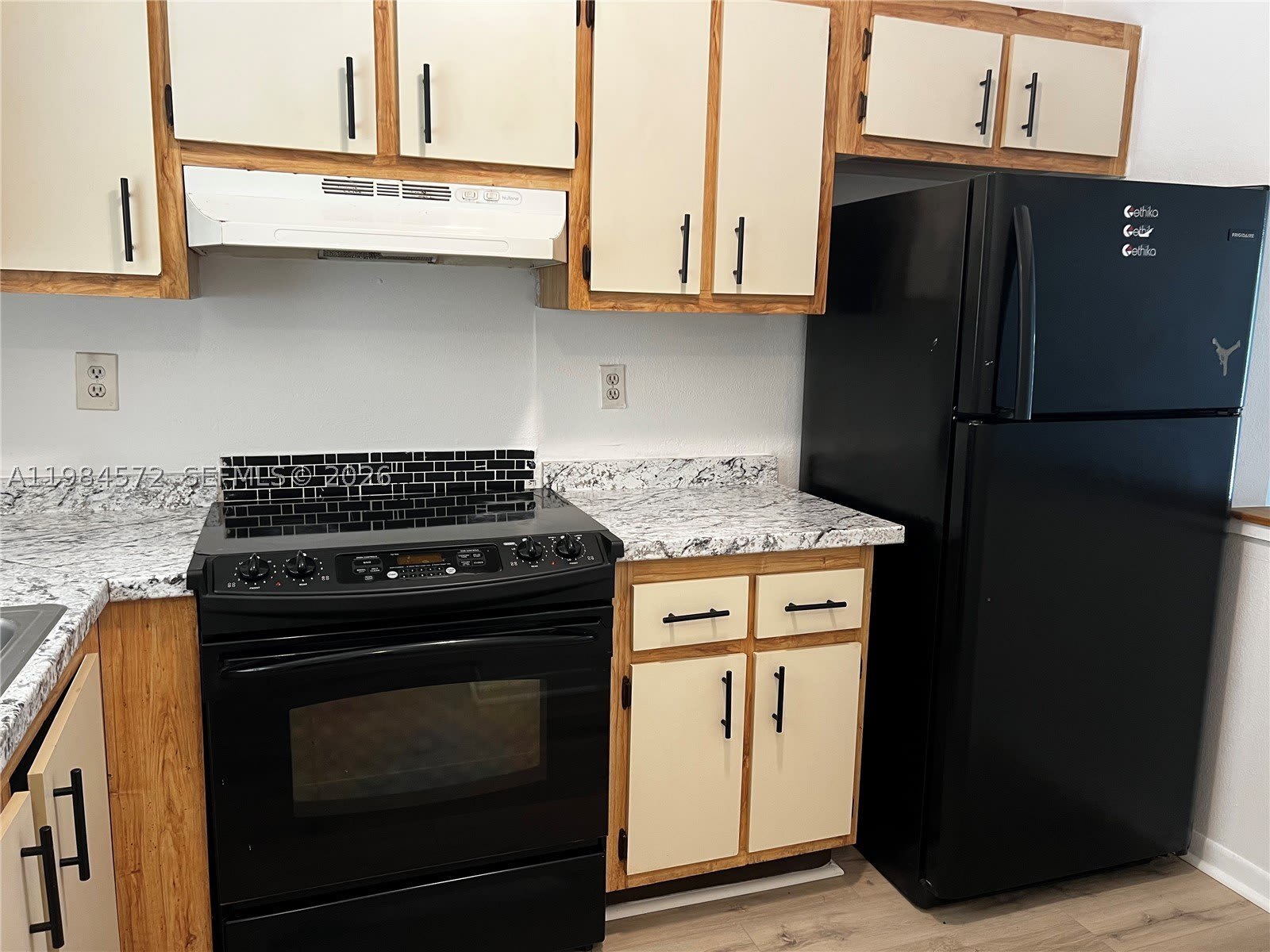 6001 Shakerwood Cir – photo 2