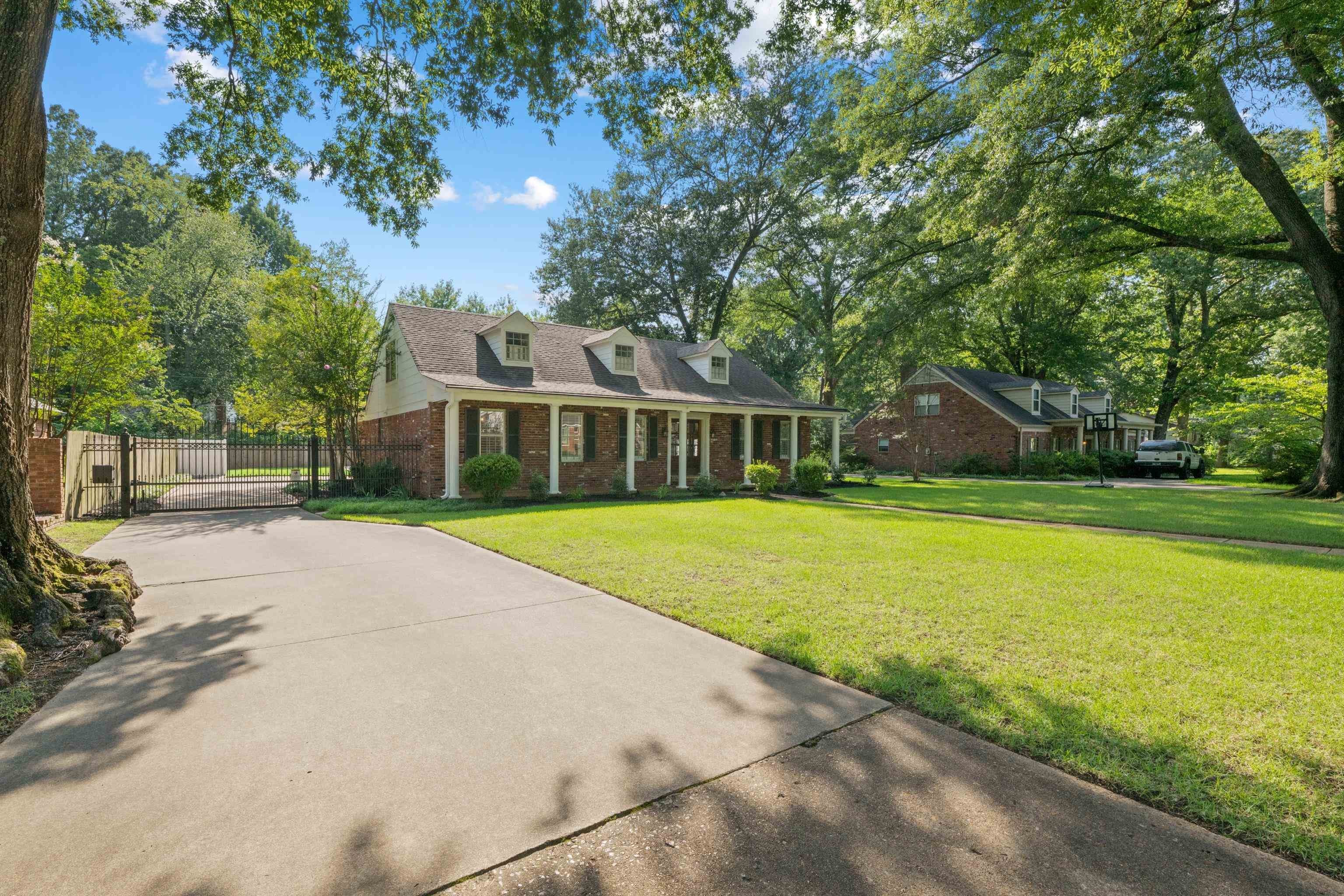 1539 BROOKSIDE Dr – photo 2