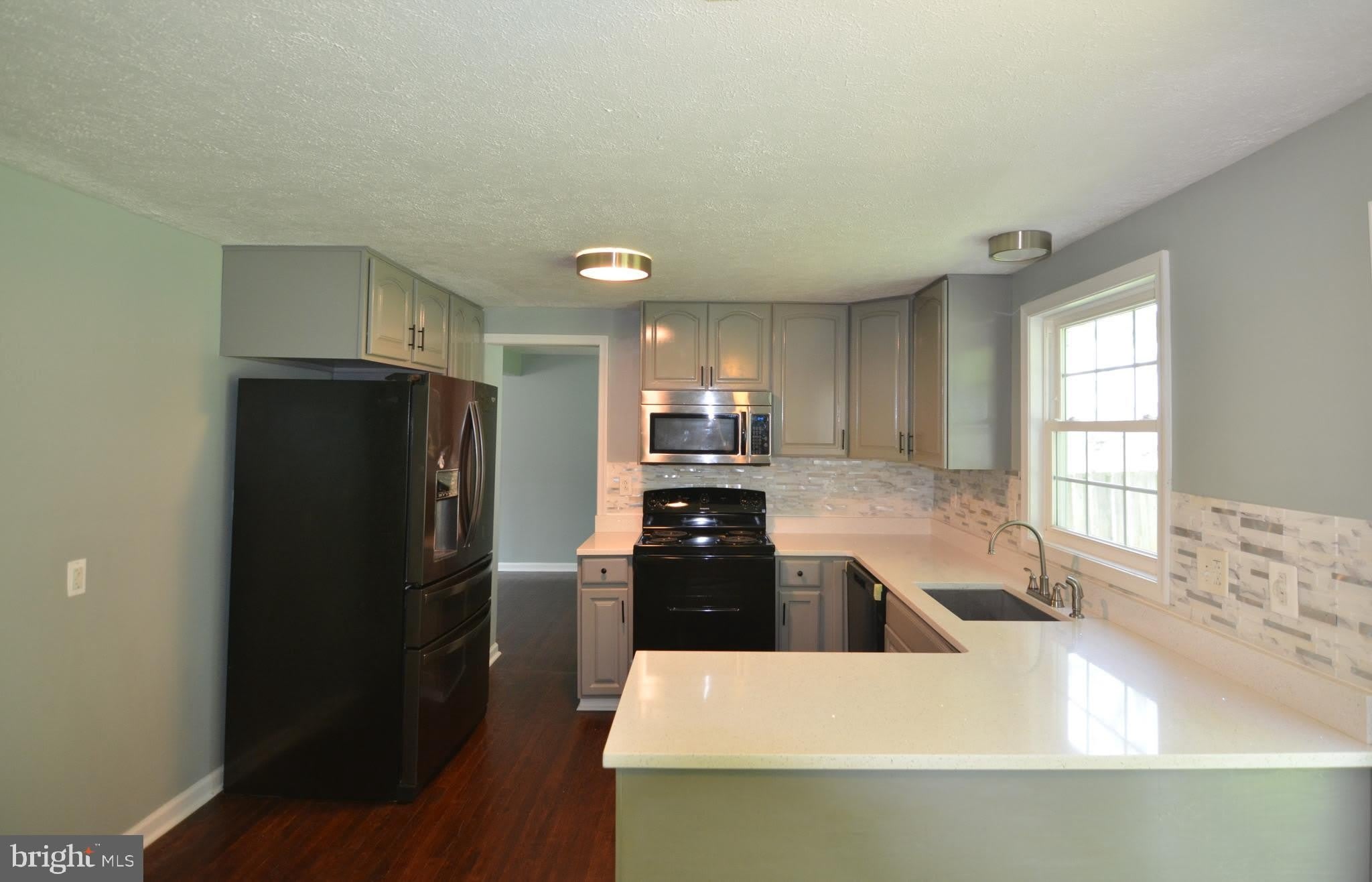 17312 AMITY Drive – photo 3
