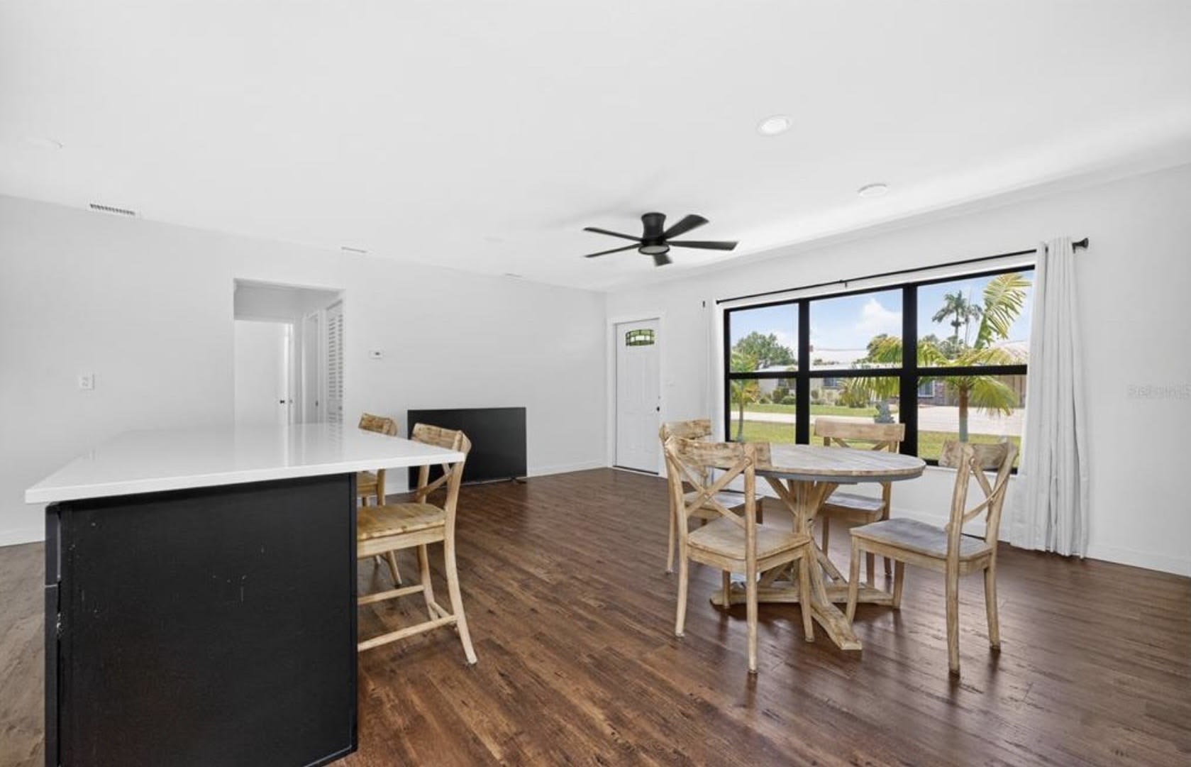 410 West Grace Street – photo 3