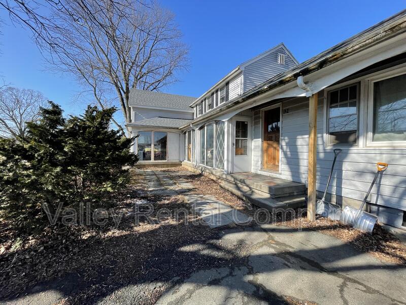 174 Russell Street – photo 1