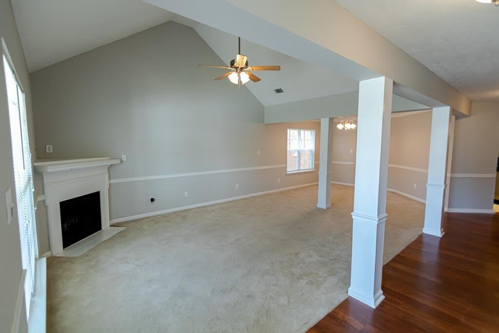 7624 Pleasantville Way – photo 4