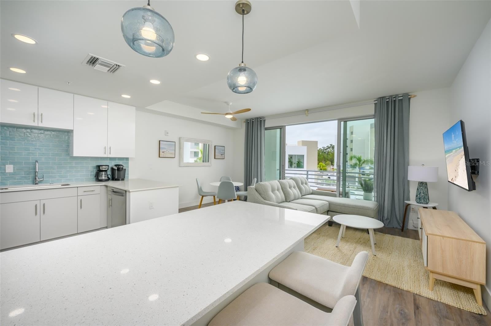 1703 N Tamiami Trail – photo 5