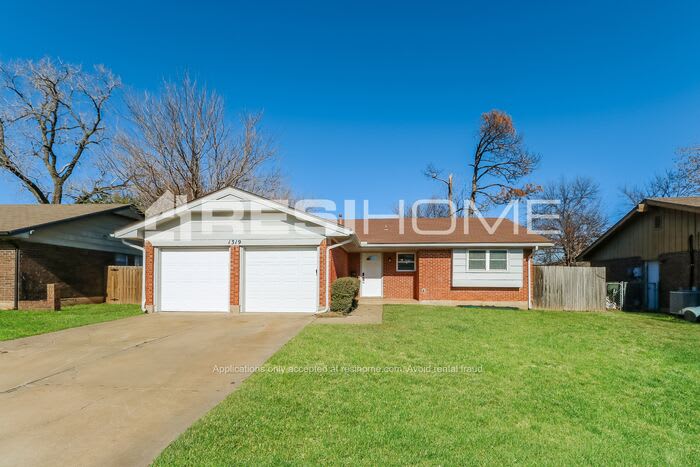 1319 Atlanta Circle – photo 1