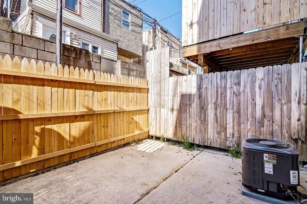 2420 S LEE STREET – photo 4