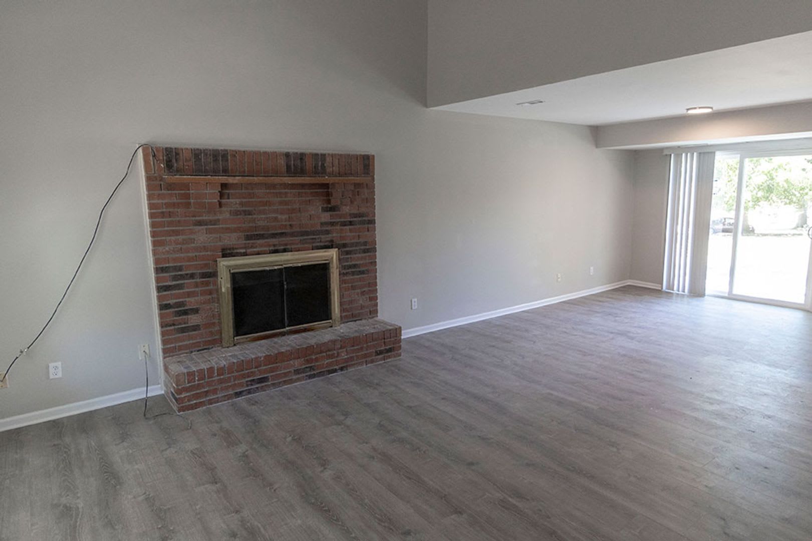 Large 3 bedroom Duplex – photo 2