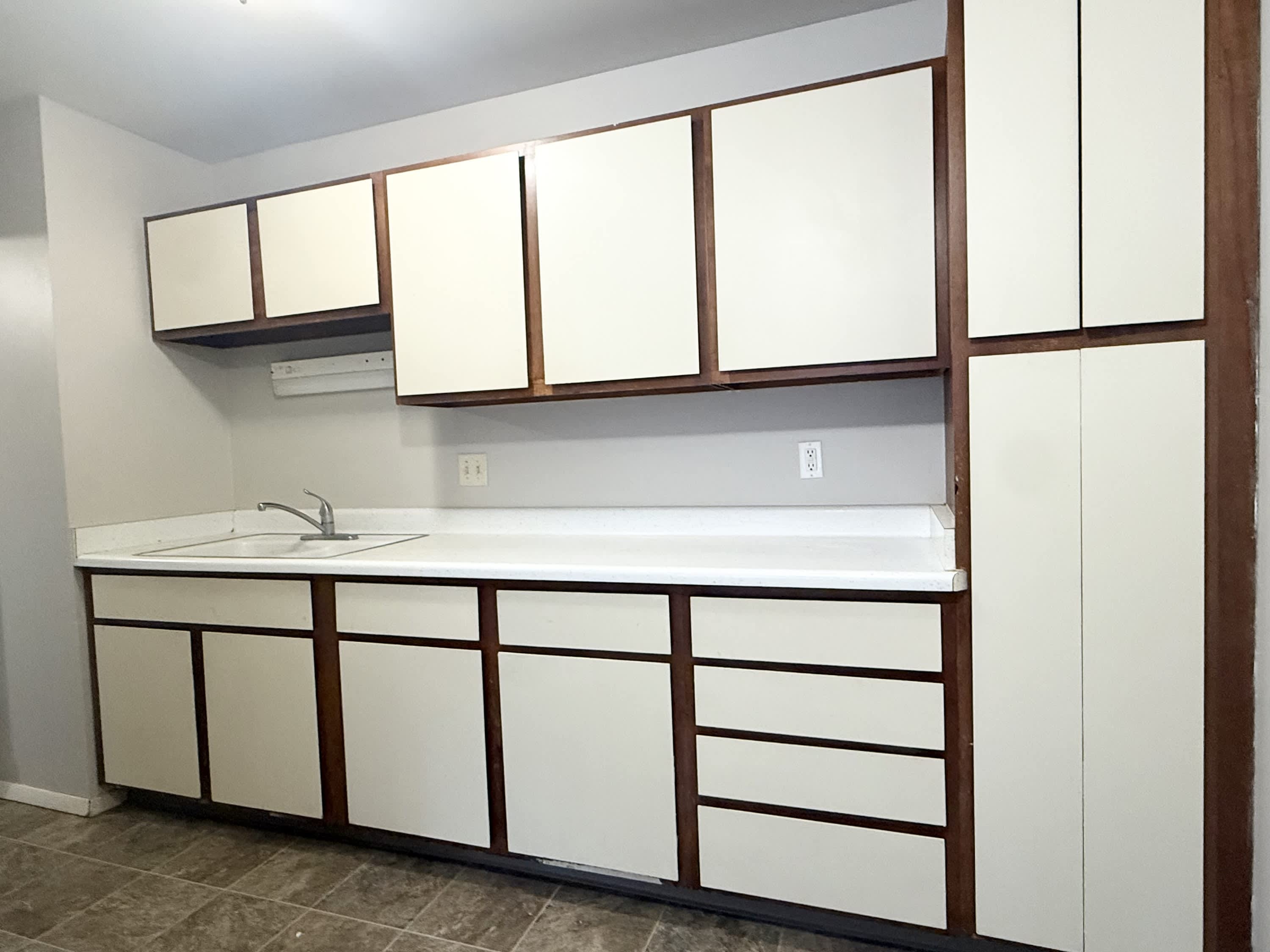 2080 Allen Boulevard – photo 5