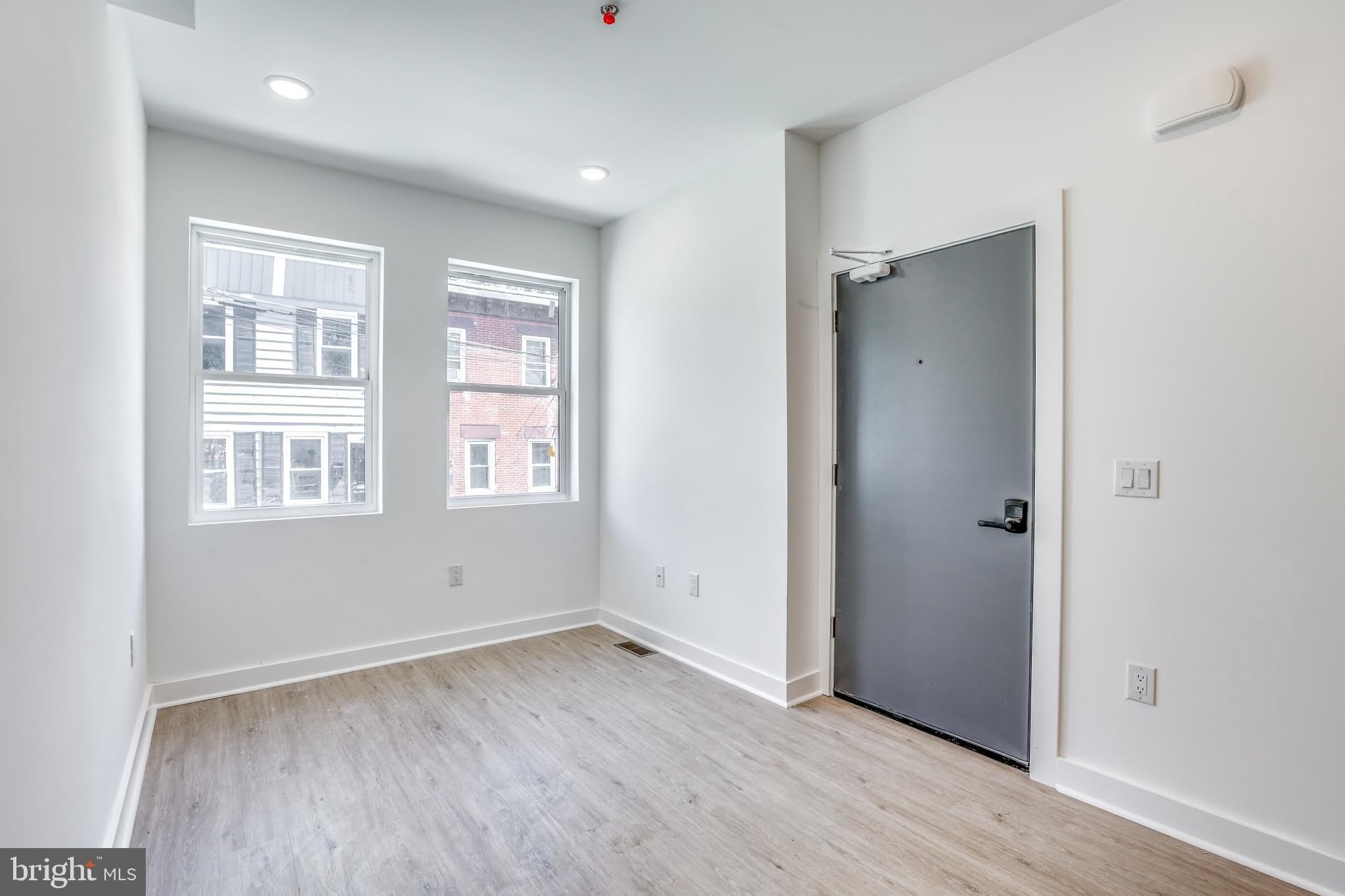 922 W ARIZONA Street – photo 3