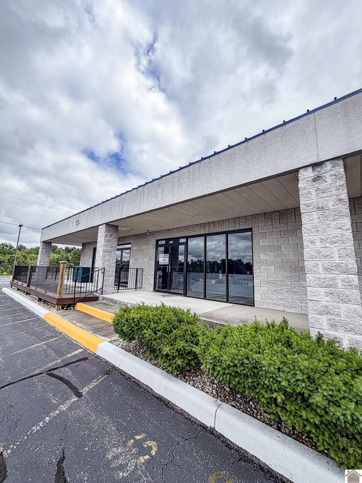 206 Outlet Ave – photo 3