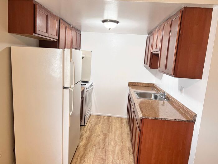 11476 Warren Boulevard – photo 1
