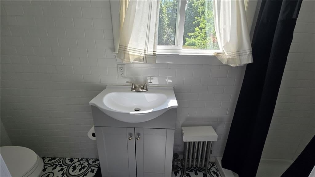 63 La Salle Drive – photo 4