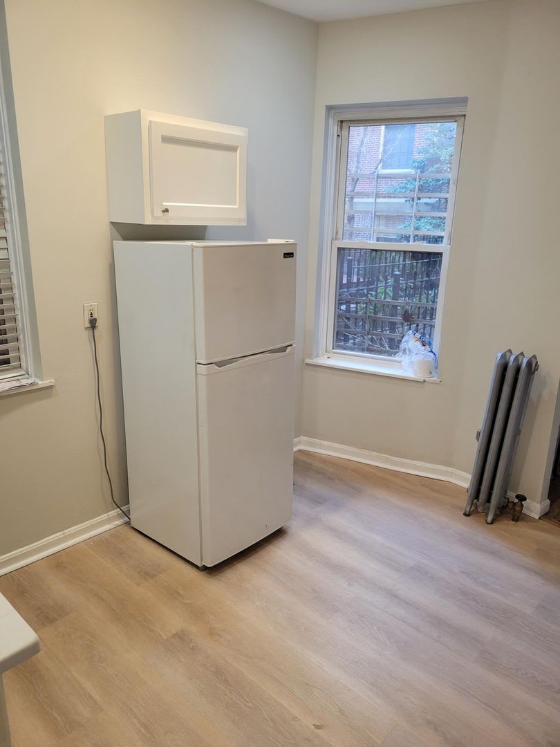 Charming & Updated 2-Bed in Prime Beacon Hill – photo 4