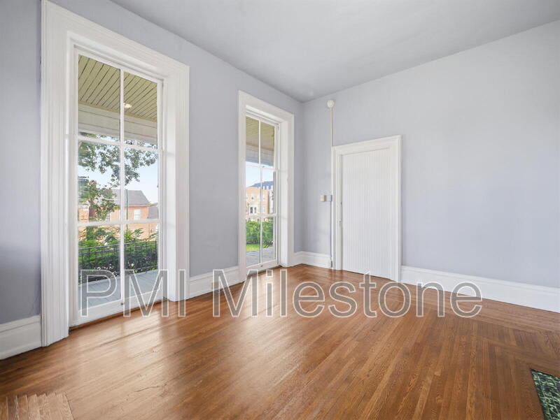 323 N Potomac St – photo 4