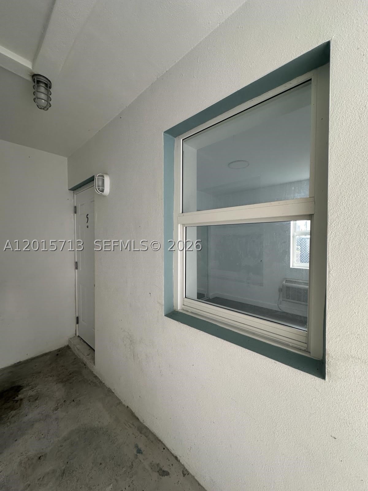 1535 NW 1st Pl – photo 5