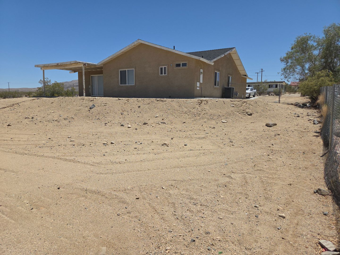 3 Bedroom/ 2 Bathroom – photo 2