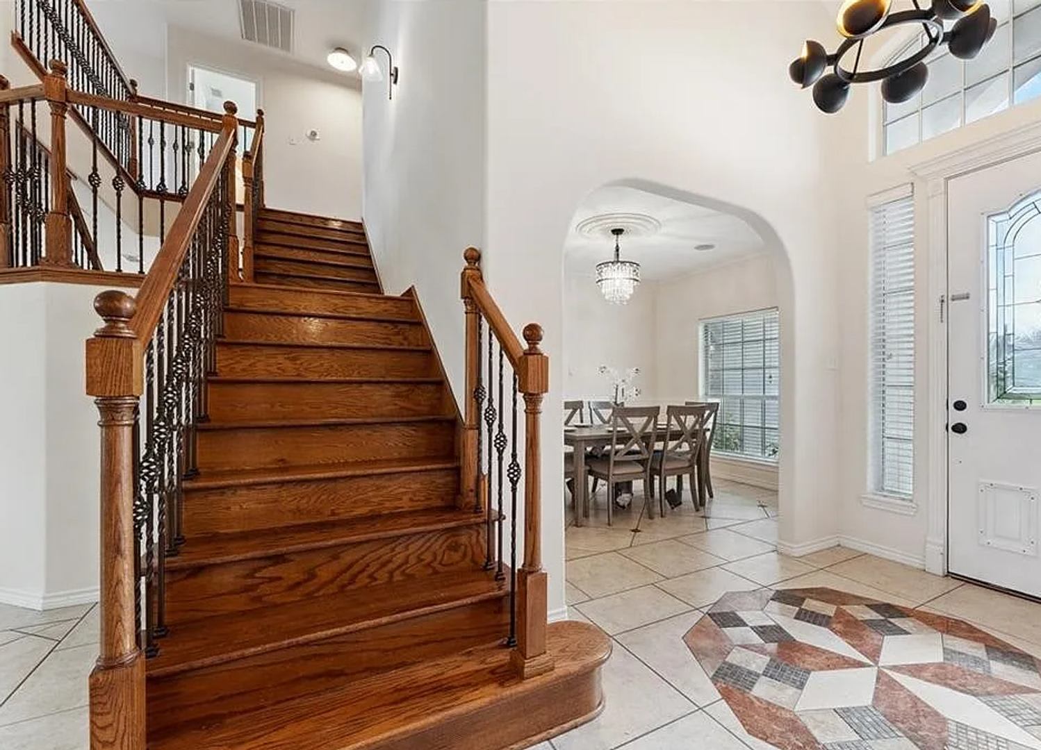 Beautiful 4Br 3 5Ba Home With Garage Patio Premium Features – photo 4