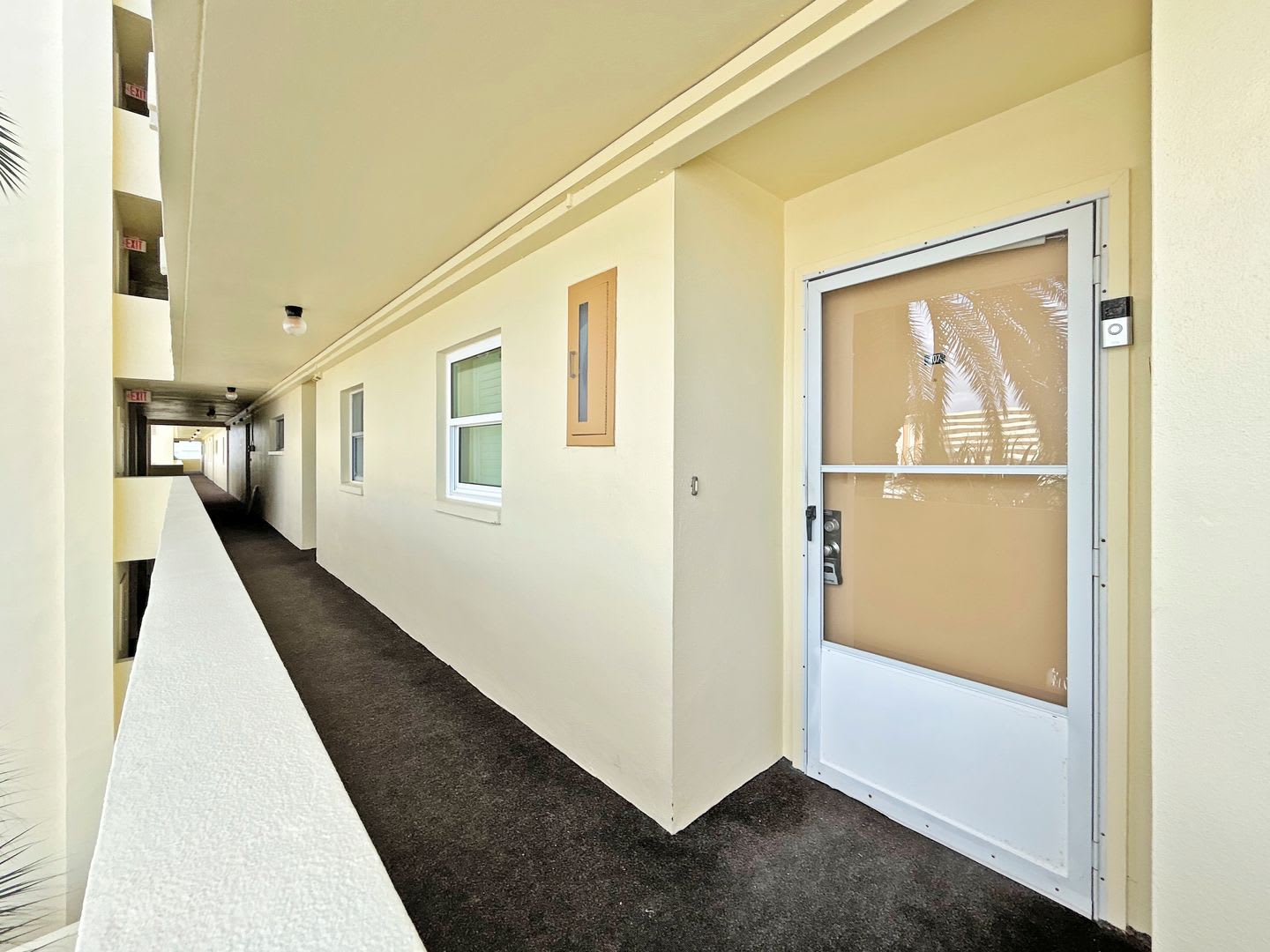 Furnished Waterfront Condo With Stunning Views 1 Bed 1 Bath Sea Towers 55 Community – photo 4