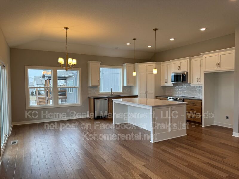 18805 Skyview Ln. – photo 4