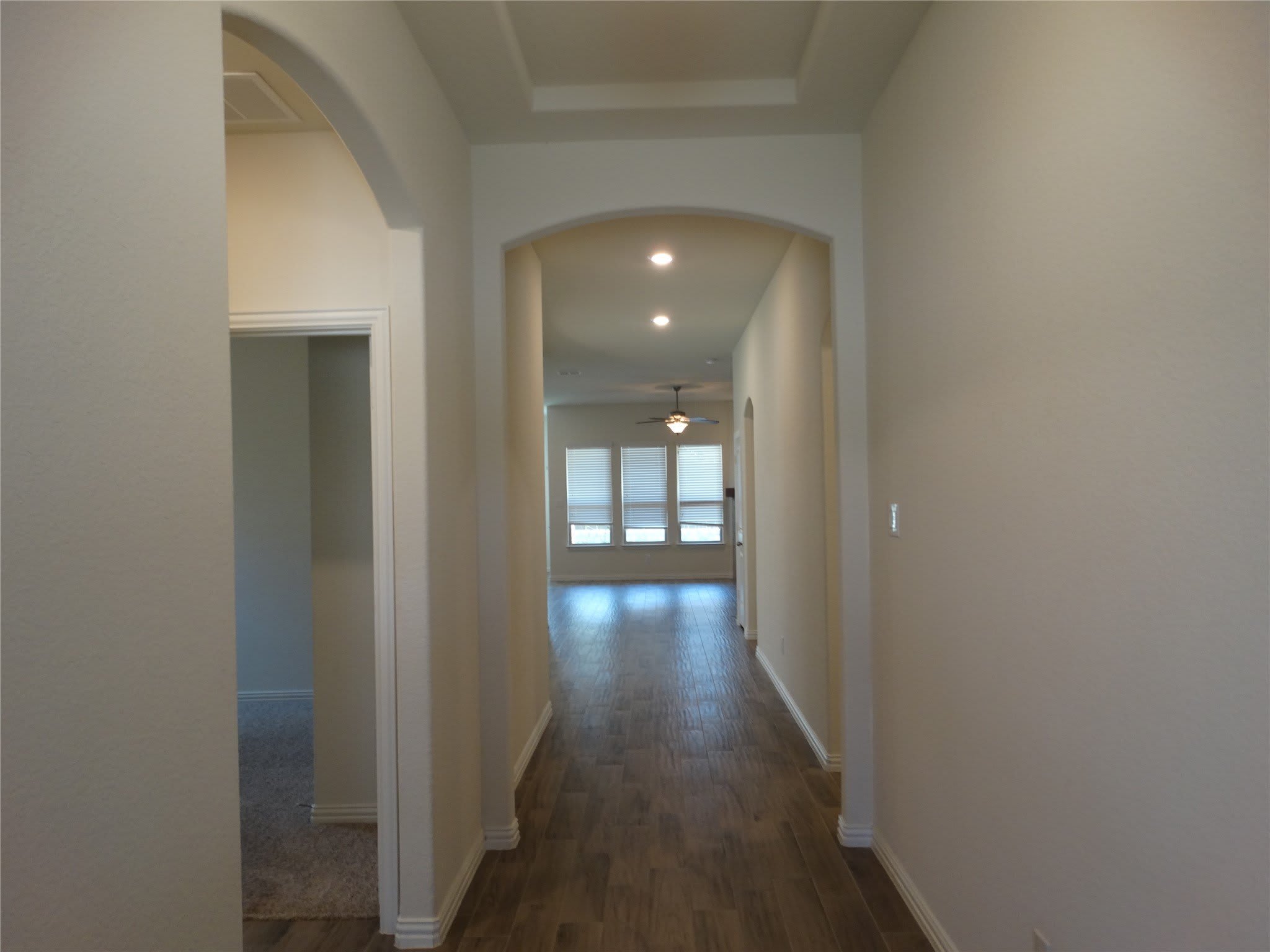 4532 Frost Avenue – photo 2