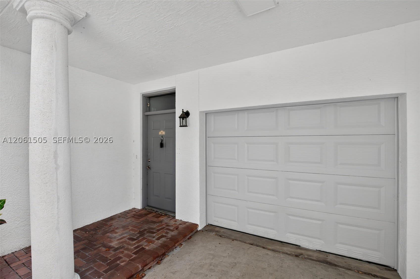 2024 Alta Meadows Ln – photo 3