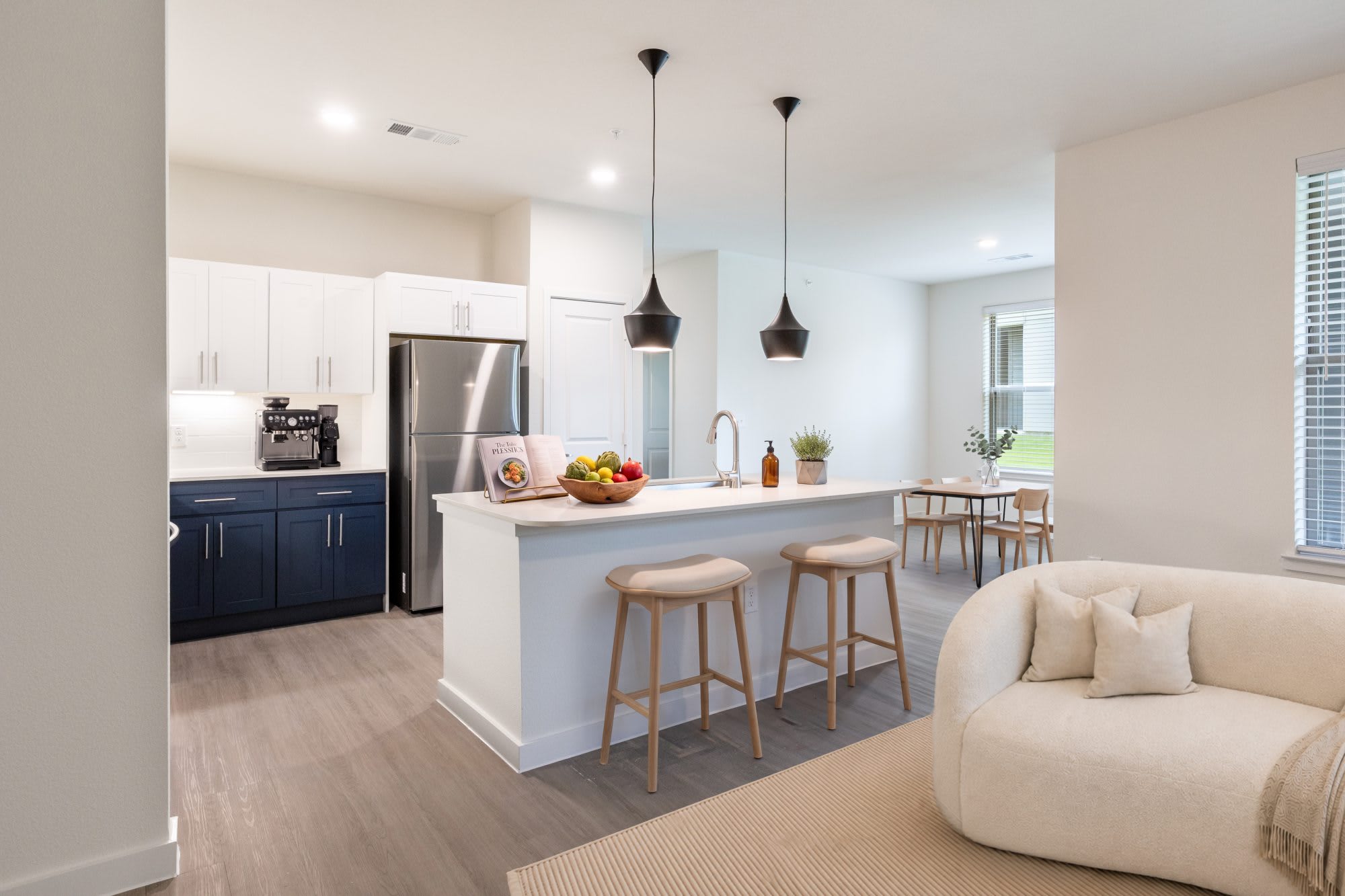 901 Rendon – photo 2