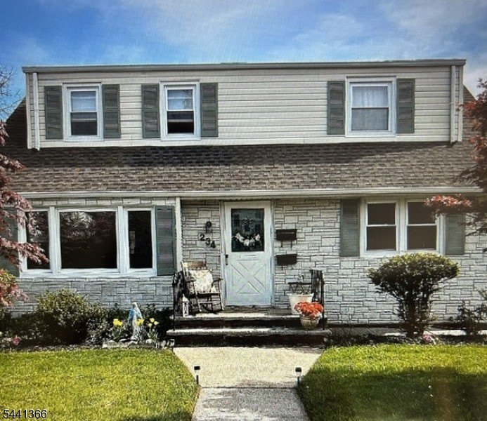 234 W High St – photo 1