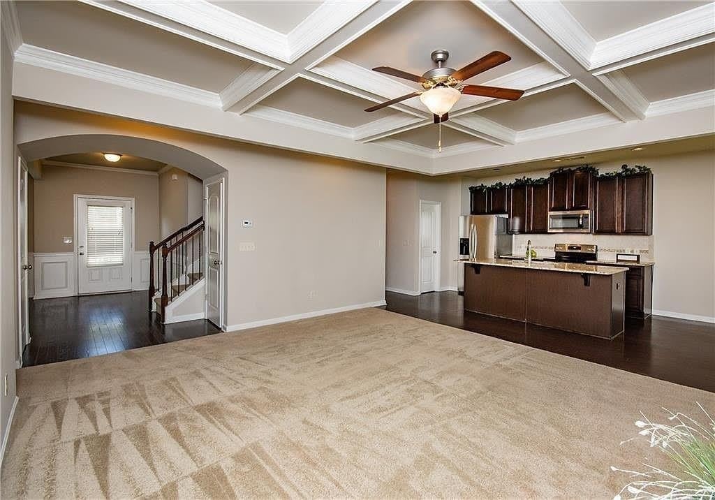 7490 Silk Tree Pointe – photo 2