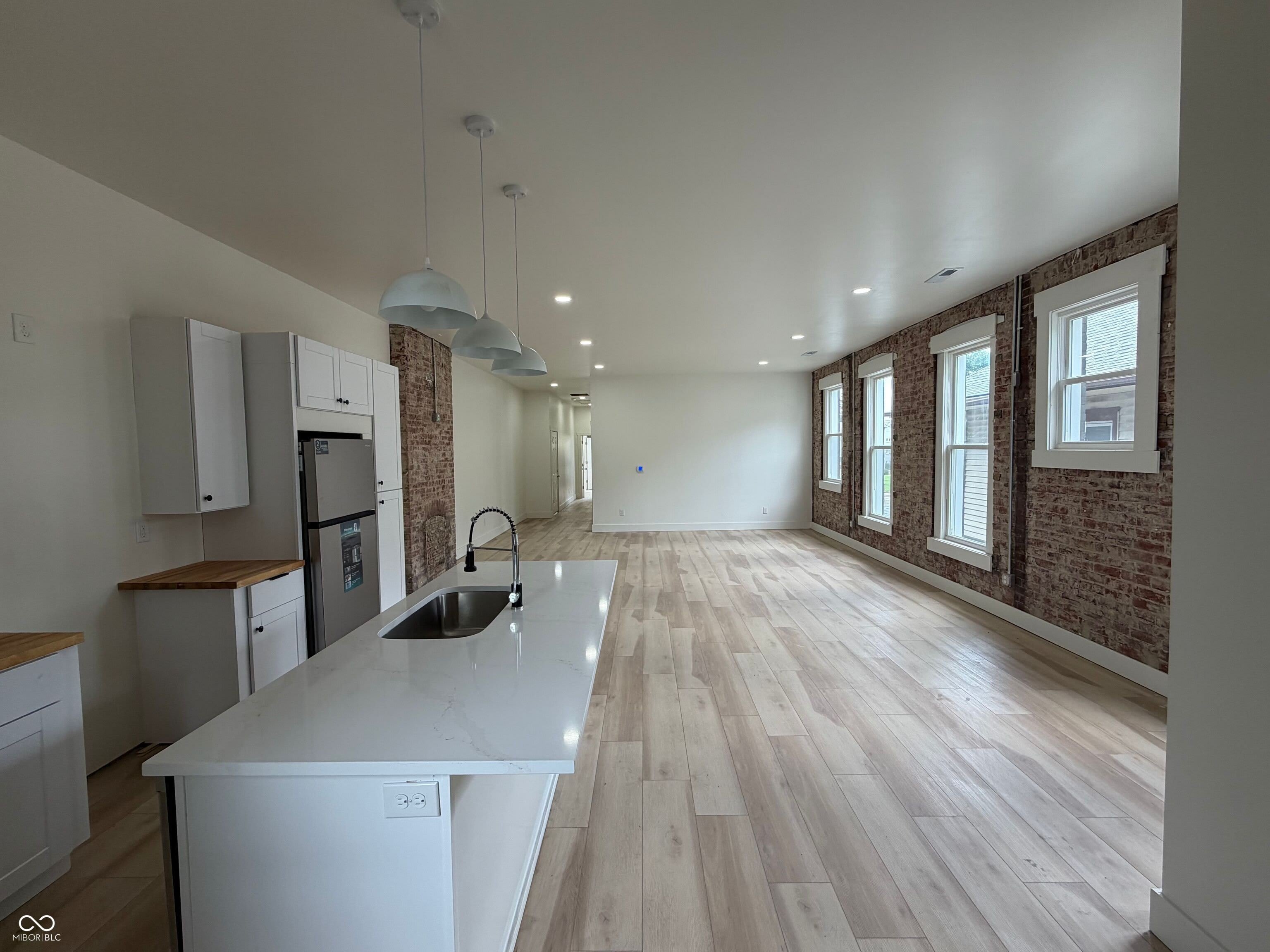2701 N College Avenue – photo 2