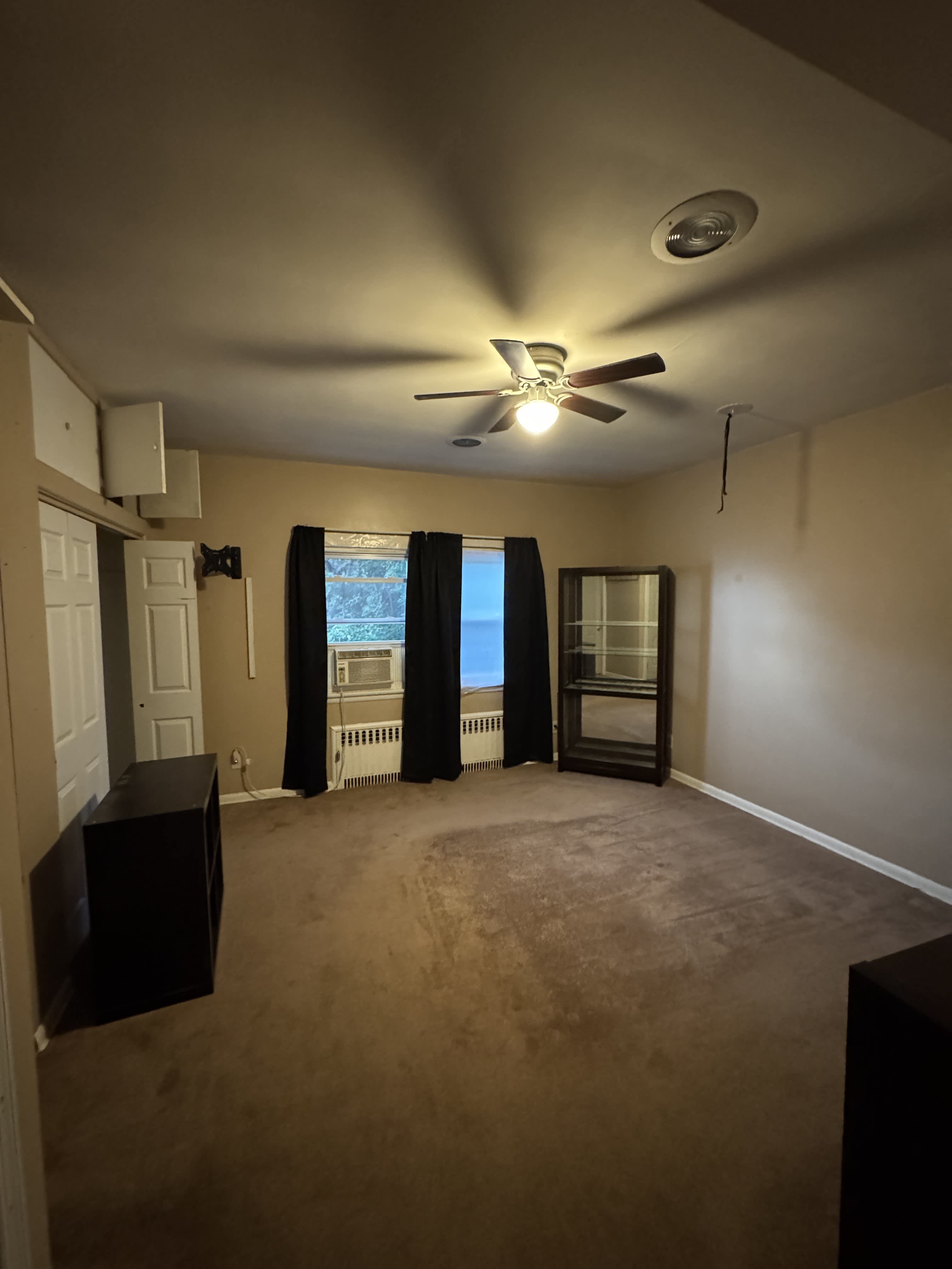 1041 North Webster Avenue – photo 5