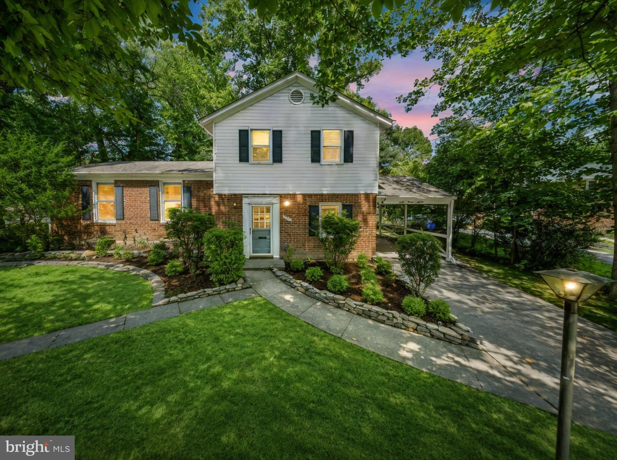 6715 TILDENWOOD Lane – photo 1