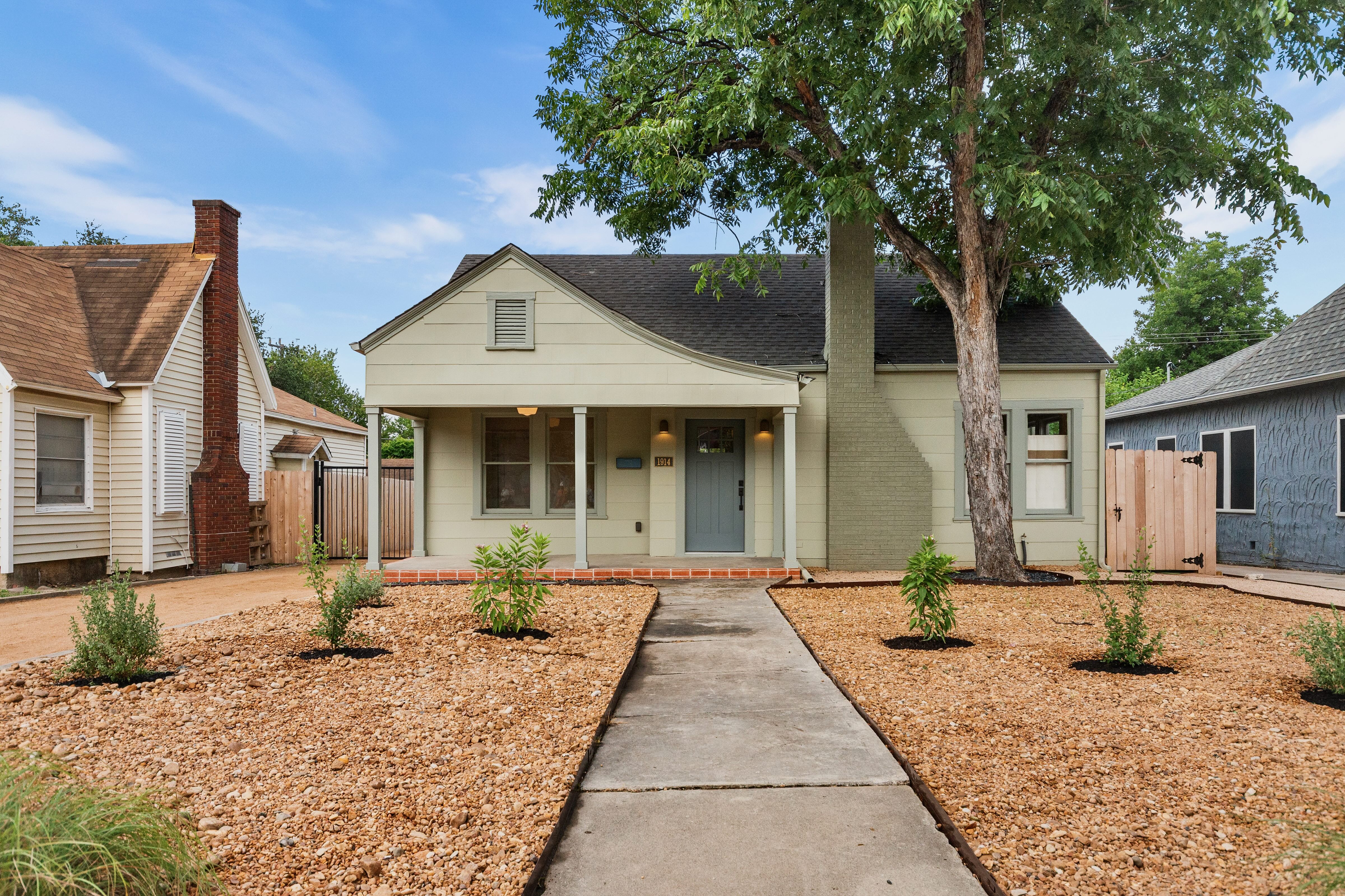1914 West Magnolia Avenue – photo 1
