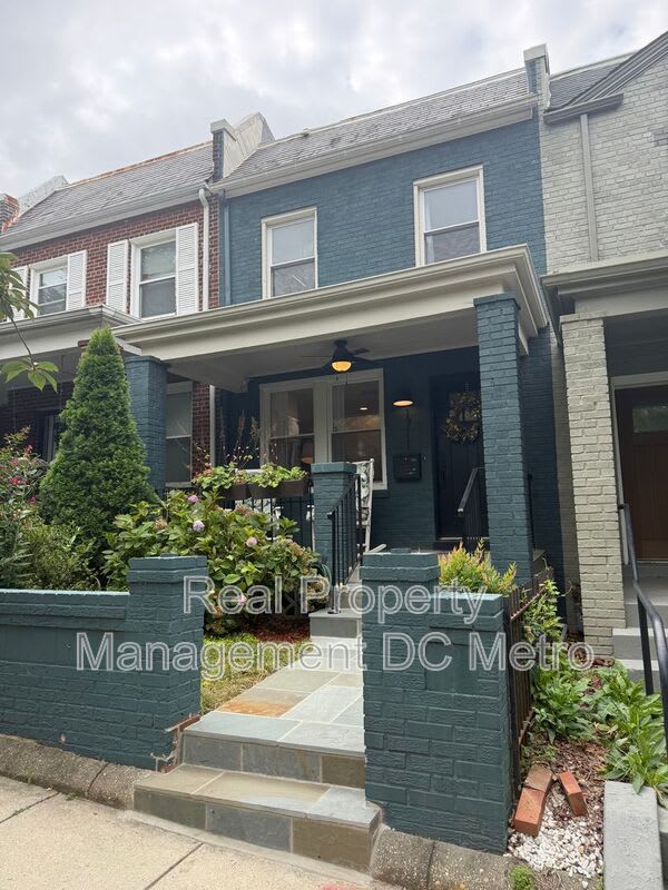 1711 Lang Pl Ne – photo 1