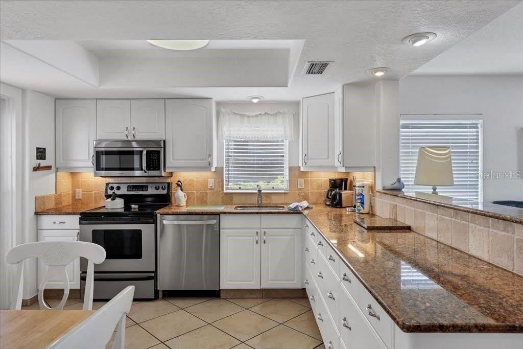 6154 Midnight Pass Road – photo 3