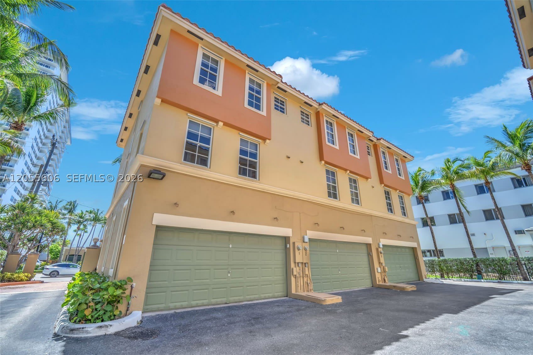 2065 S Ocean Dr – photo 5