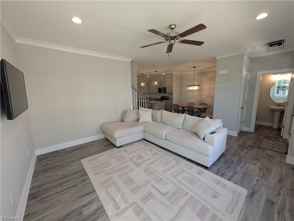 1445 Springvale Hill Drive – photo 3