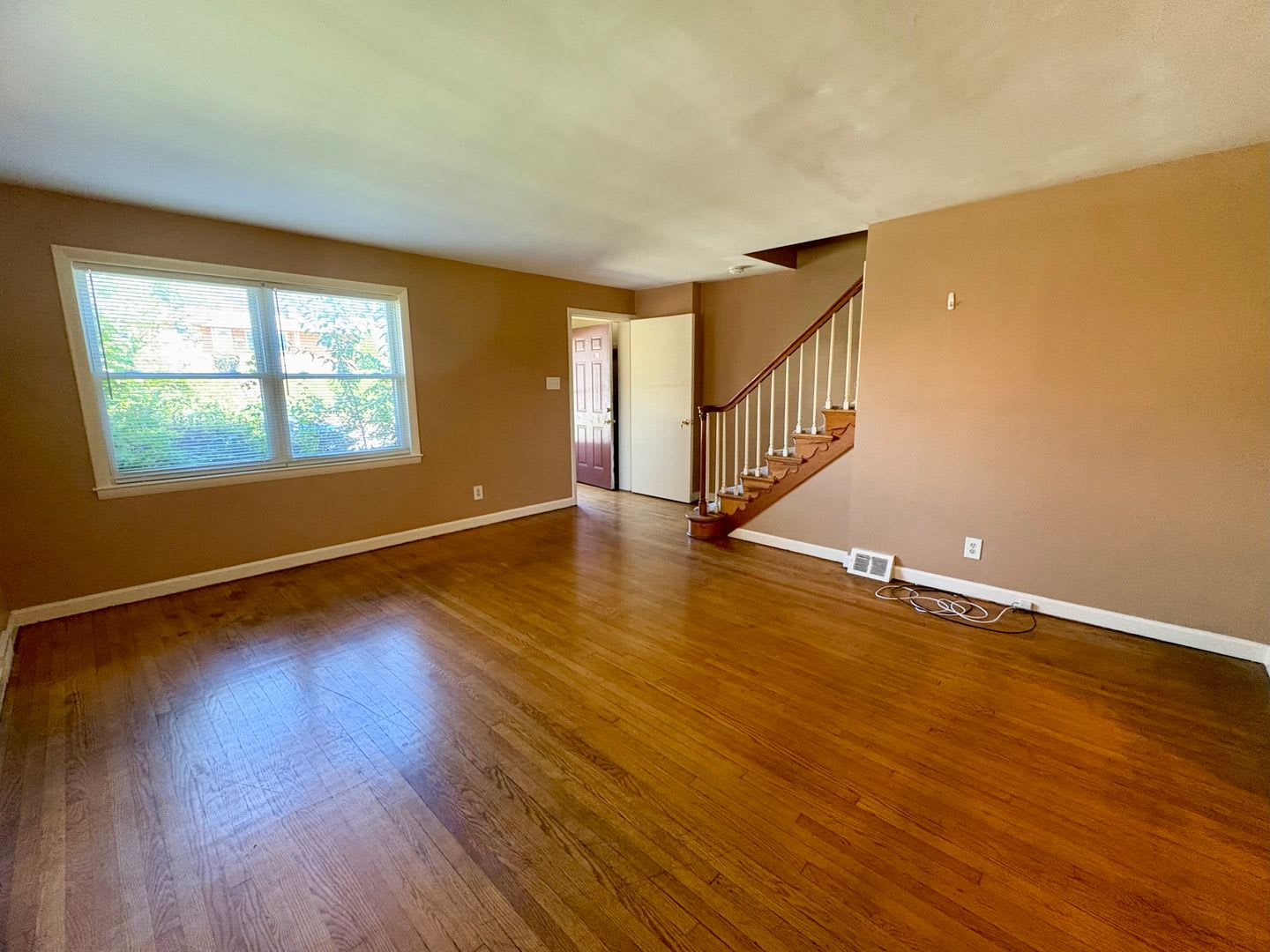 3 Bedroom Apartment Available in Harrisburg! – photo 5