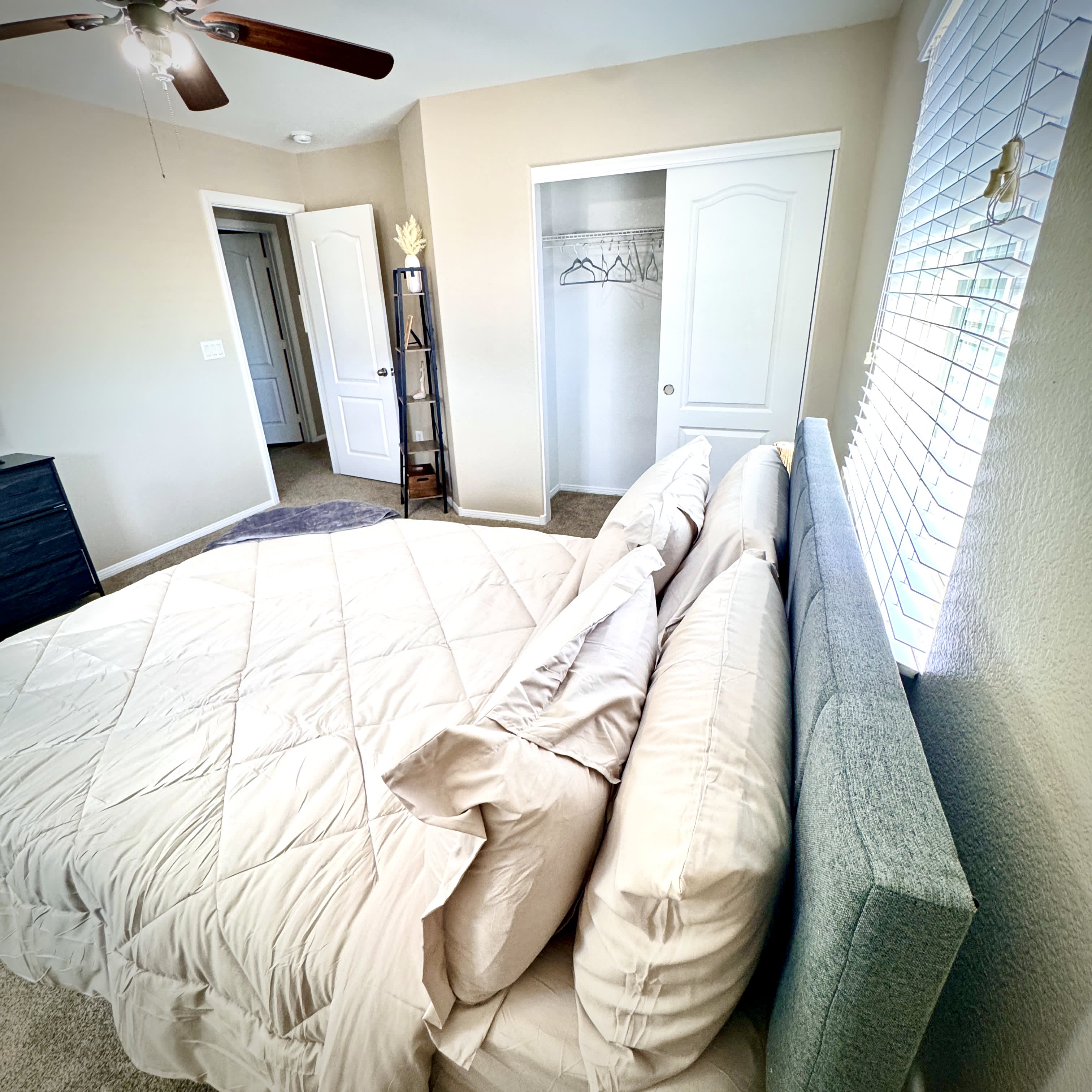 9049 Boston Springs Avenue – photo 5
