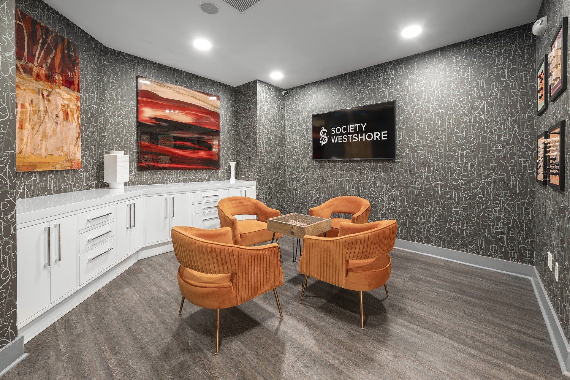 Society Westshore Apartments – photo 2