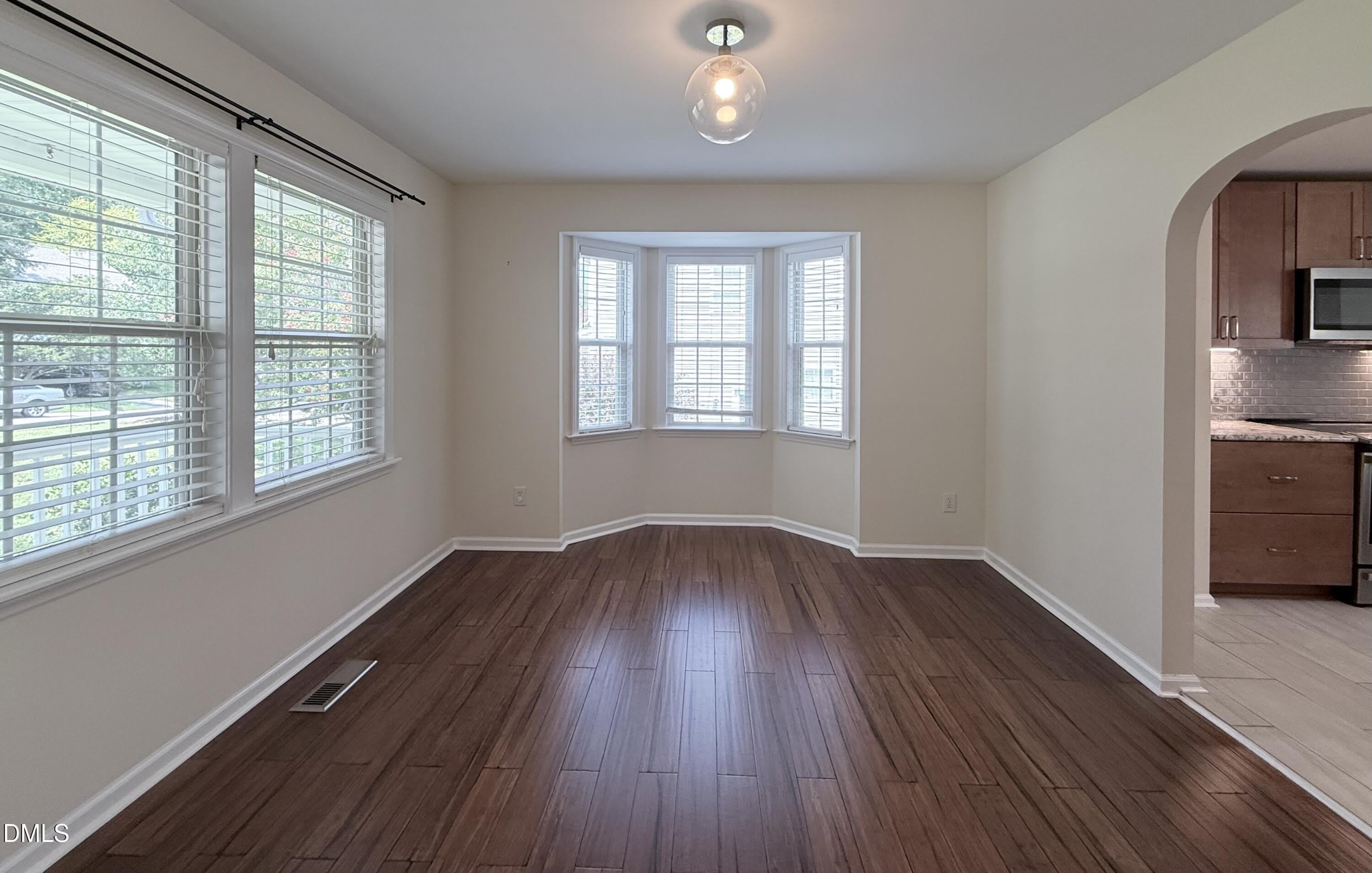 2729 E Shoreham Street – photo 5