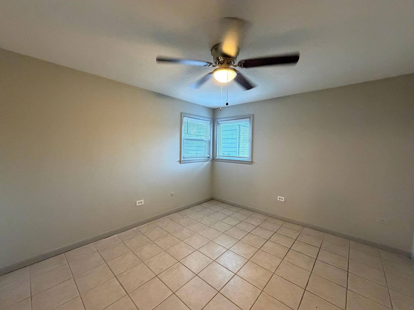 8039 Grand Ave – photo 4