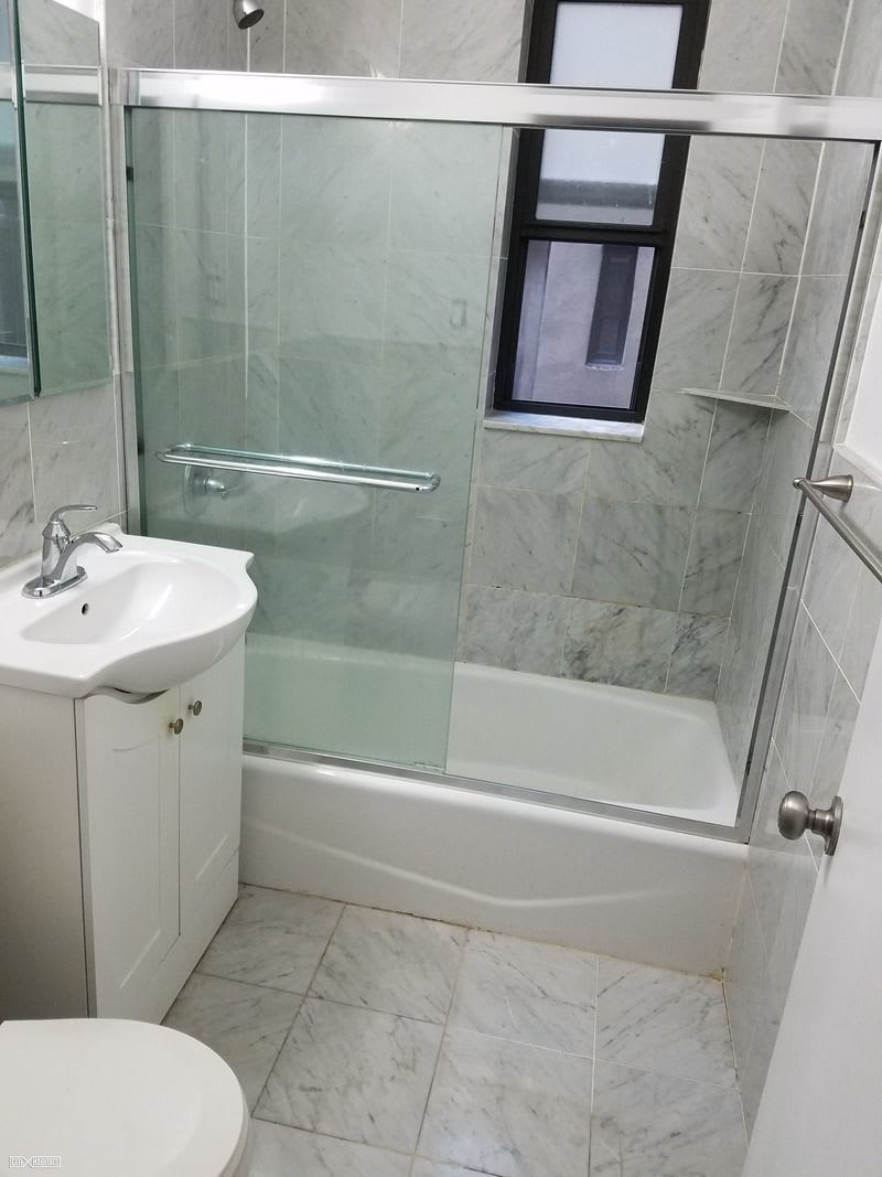 1680 York Avenue – photo 5