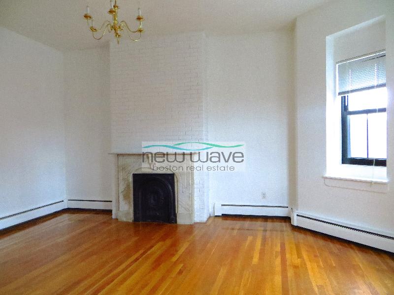 12 Columbus Square – photo 2