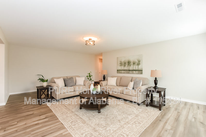 221 John Harold Dr – photo 2