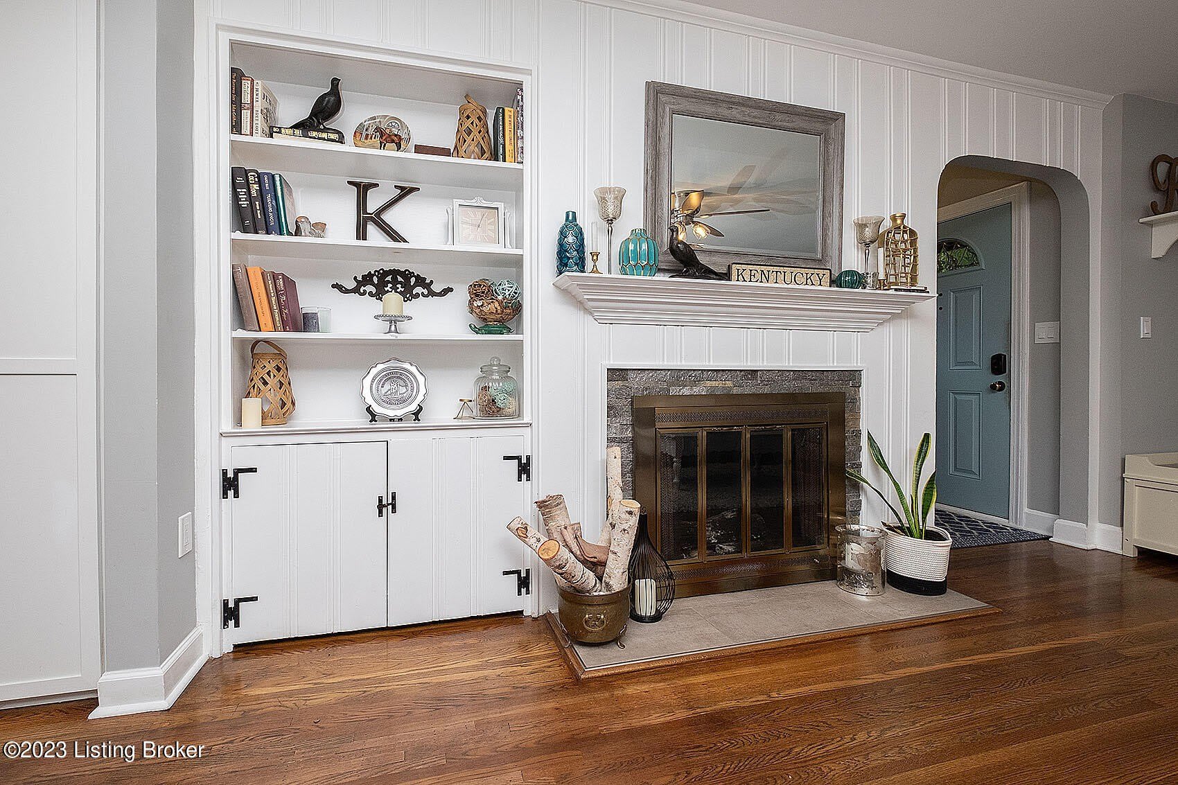 211 S Sherrin Ave – photo 4