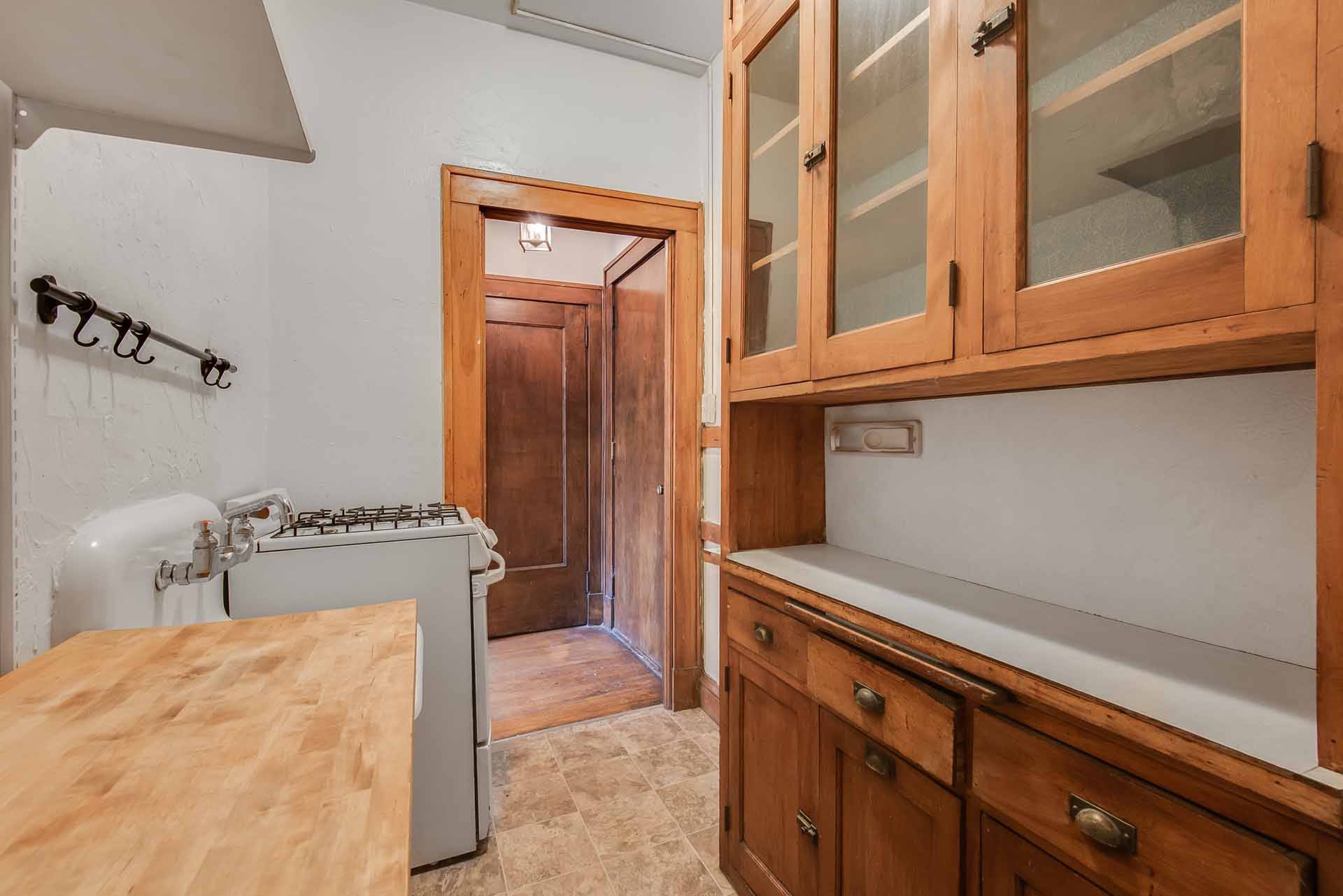 225 Place Apartments – photo 3
